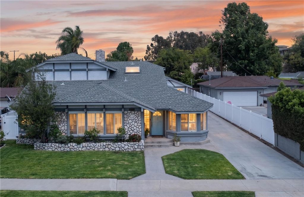633 N Orange Street, Orange