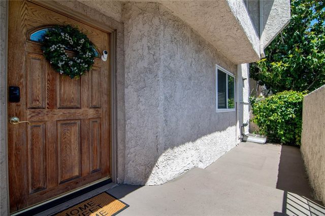 5401 Zelzah # 115, Encino