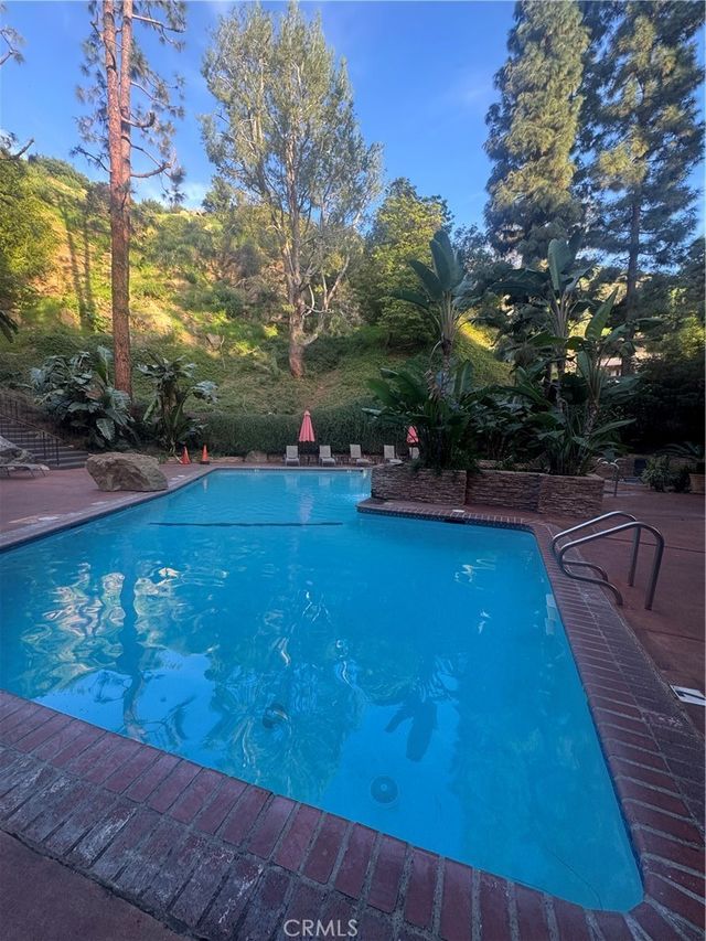 2700 Cahuenga Boulevard E # 4223, Los Angeles