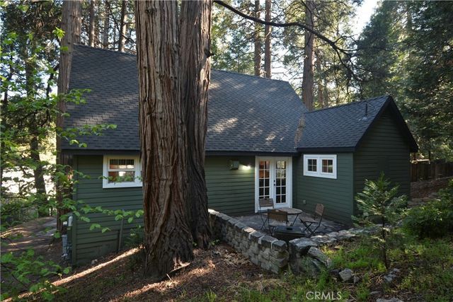27245 Little Bear, Blue Jay