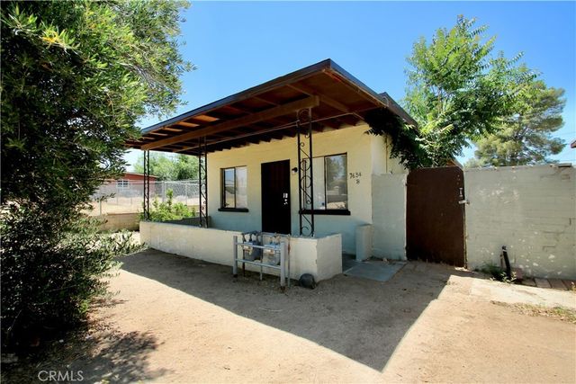 7634 Fox A & B, Yucca Valley