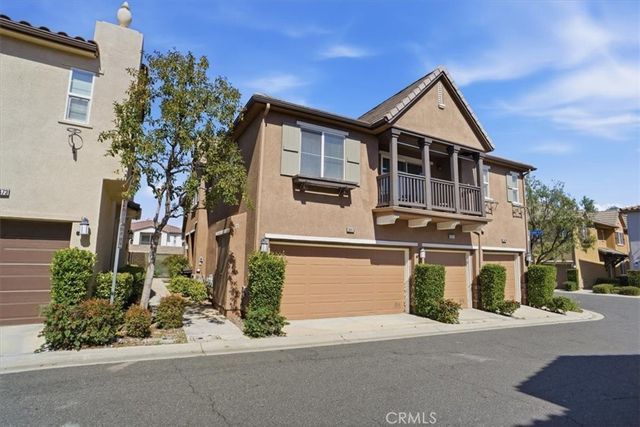 28475 Santa Rosa, Saugus