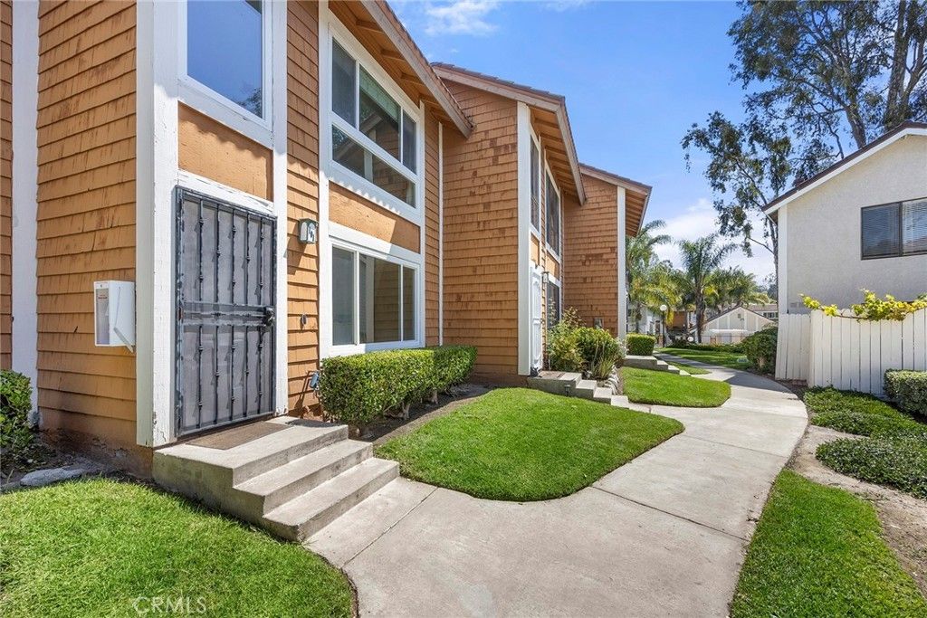 25885 Trabuco # 101, Lake Forest