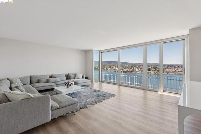 1555 Lakeside Dr # 190, Oakland