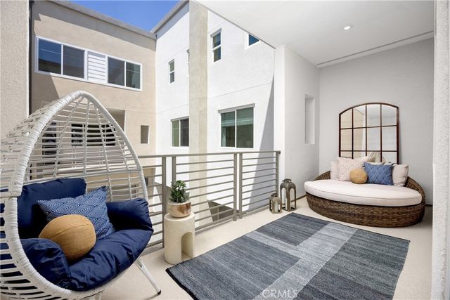 7256 Pointbreak Drive, Huntington Beach