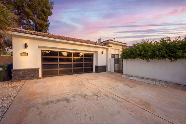 2800 E Vista Chino, Palm Springs