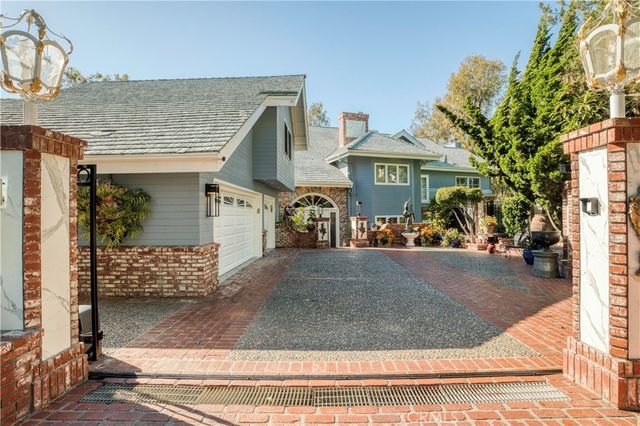 1 Royal Saint George, Newport Beach