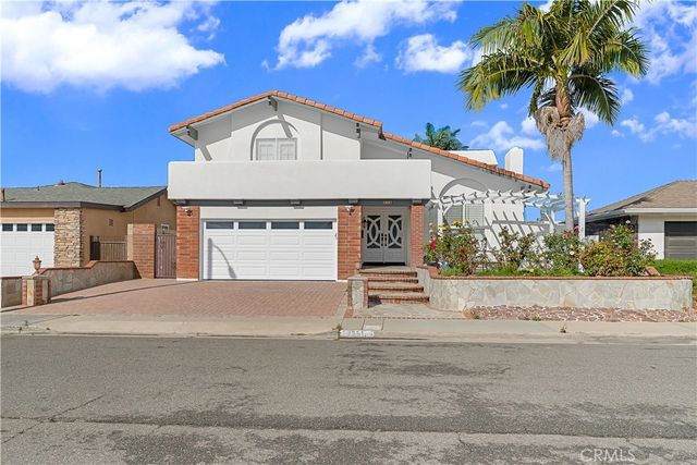 19251 Worchester Lane, Huntington Beach