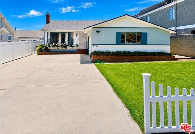 328 E Plymouth Street, Inglewood