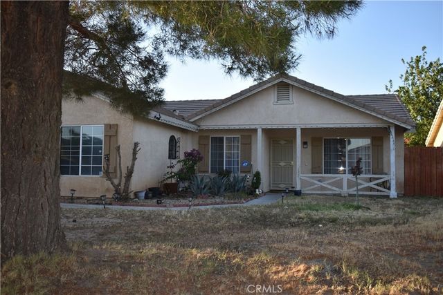 10552 Villa, Adelanto