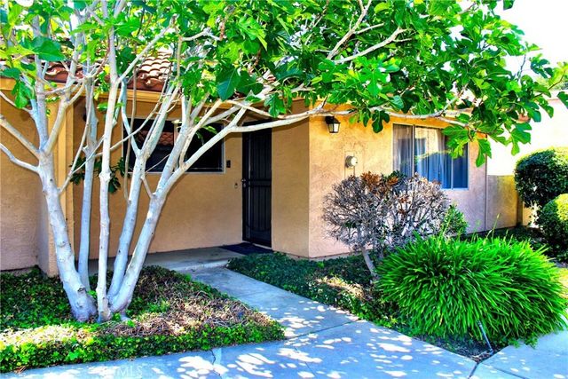 1049 W Pine # C, Upland