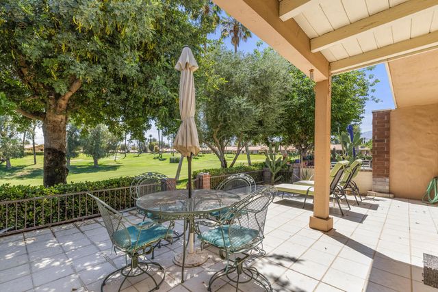 112 Giralda Circle, Palm Desert
