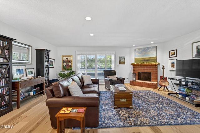 12330 Magnolia Boulevard # 106, Valley Village