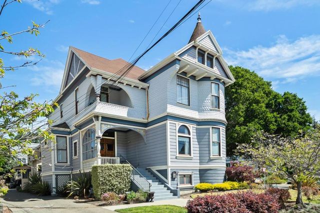 1837 Clinton Avenue, Alameda
