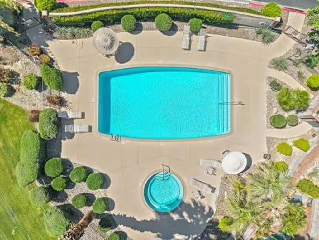 178 Gran Via, Palm Desert