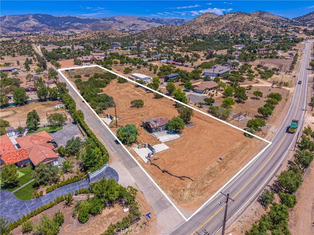 10367 Escondido Canyon, Agua Dulce