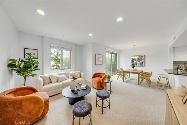 931 E Walnut # 307, Pasadena