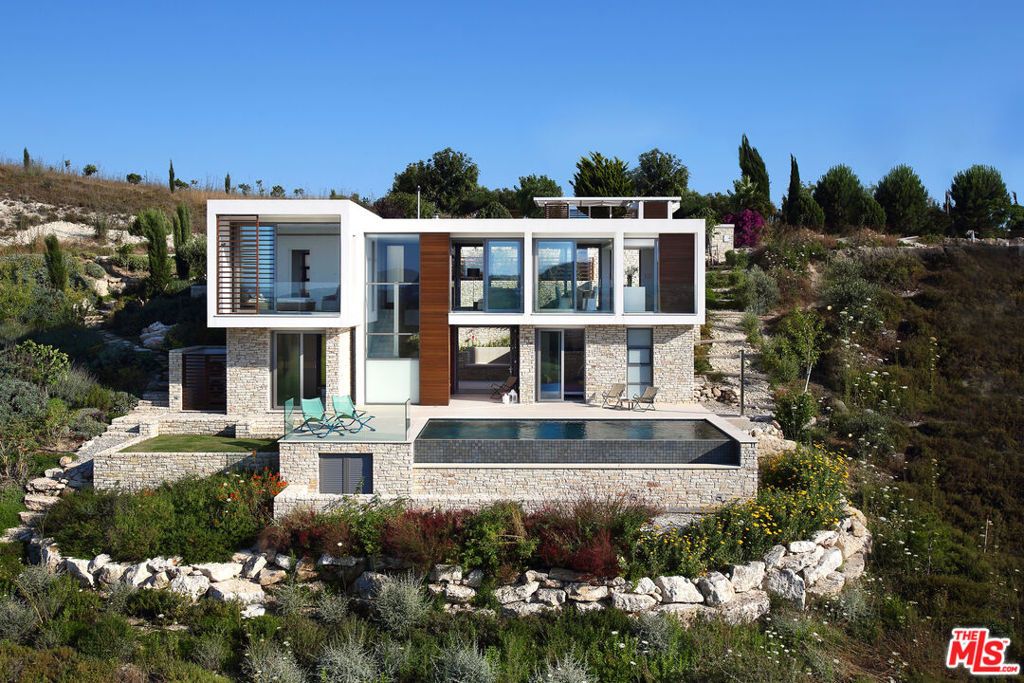 Minthis, Tsada 8540, Paphos, Cyprus, 