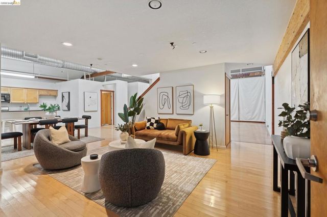 530 E 8th St # 207, Oakland