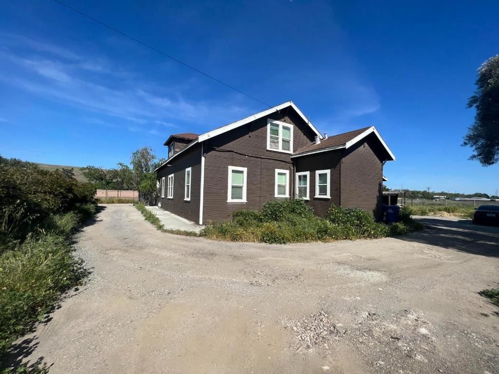 598 Palm Avenue, Morgan Hill
