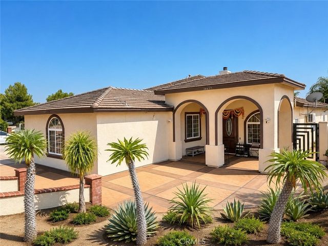 18437 Newman Avenue, Riverside