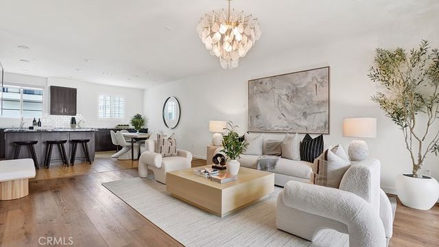252 Harringay, Irvine