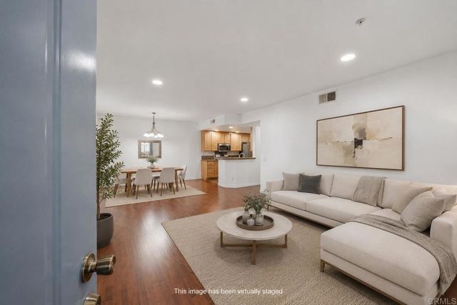 1880 Aubrives Place # 2126, Chula Vista