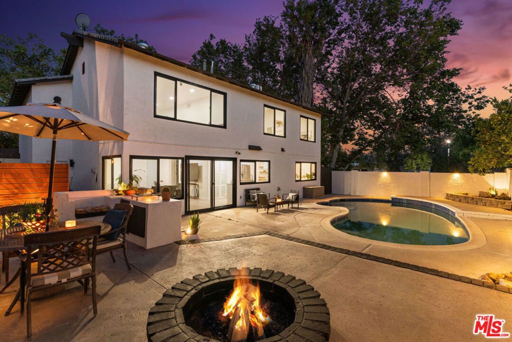 2313 Rynerson Court, Simi Valley