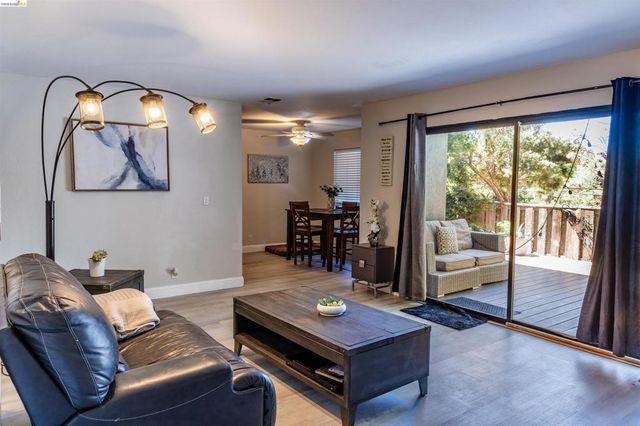 900 Cambridge Dr # 31, Benicia