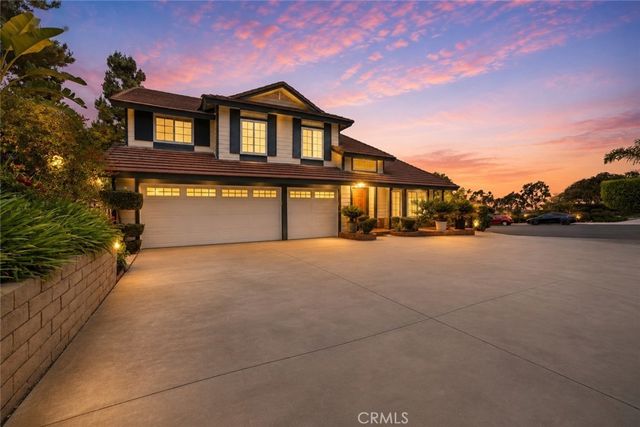 17347 Northlake, Riverside