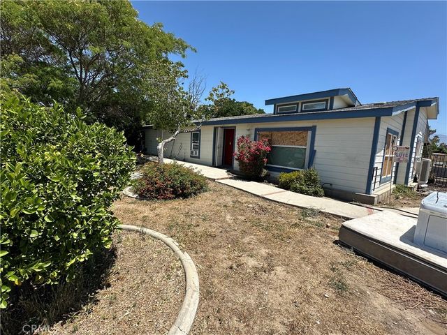 1420 Isaacs, Hemet