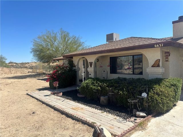 6637 Via Allegra, 29 Palms