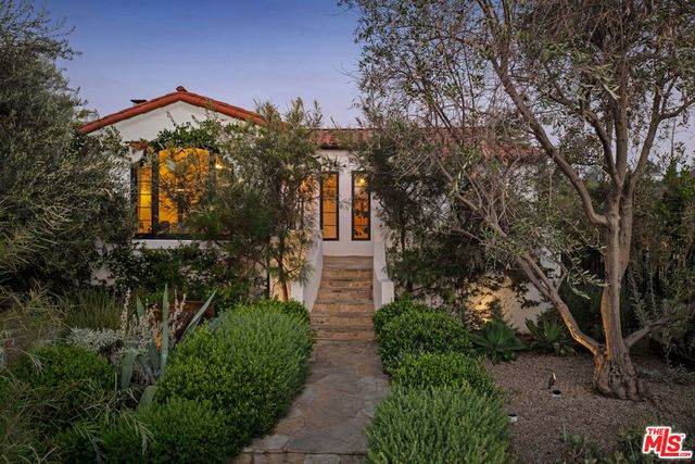 2168 Princeton Avenue, Los Angeles