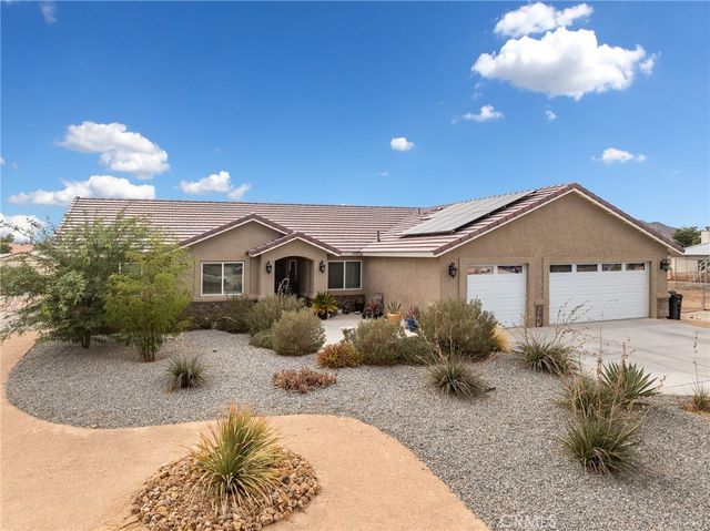 15620 Erie Road, Apple Valley