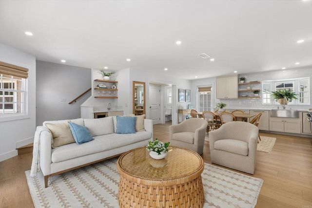 185 Juniper Avenue, Carlsbad