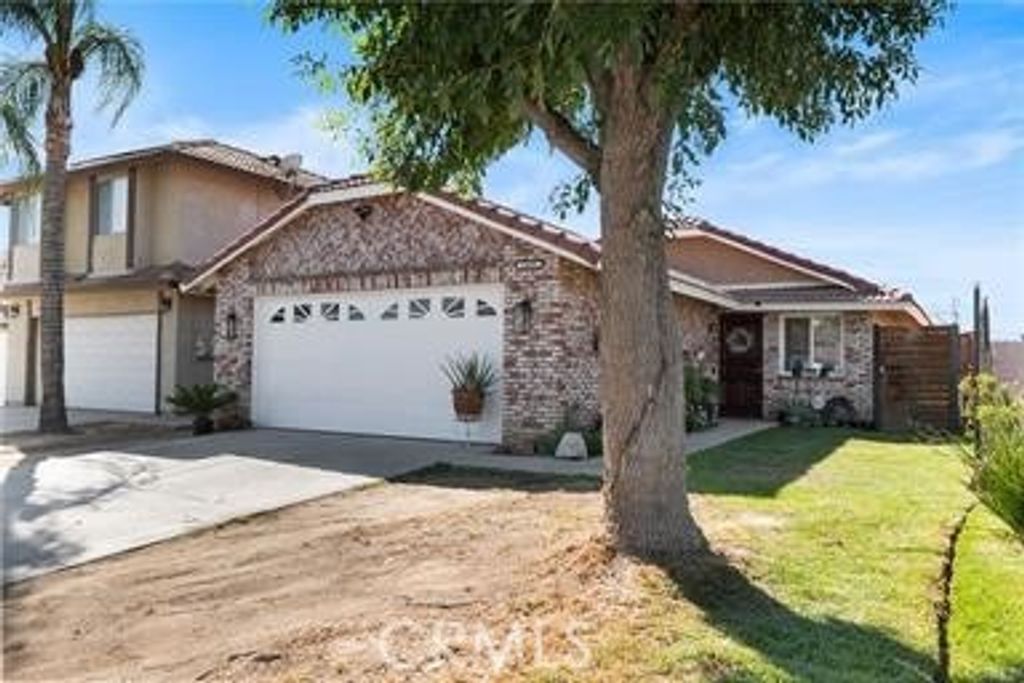 15699 Patricia, Moreno Valley