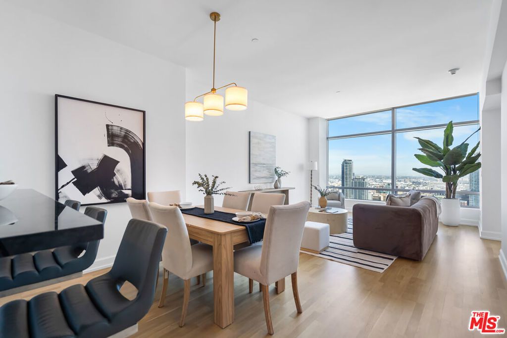 900 W Olympic Boulevard # 37e, Los Angeles