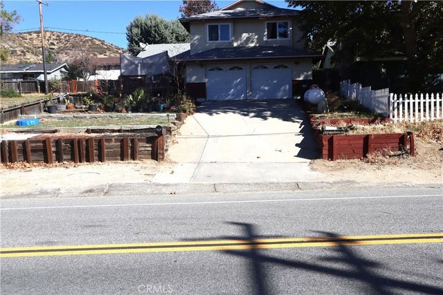 14955 Elizabeth Lake, Lake Hughes
