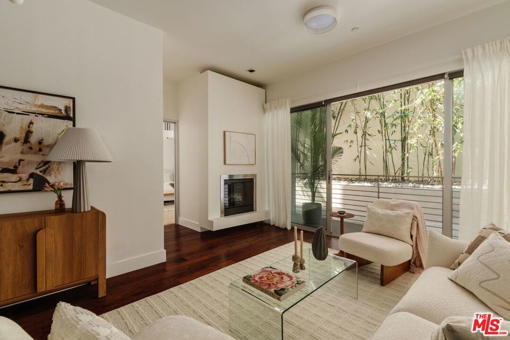6735 Yucca Street # 101, Los Angeles