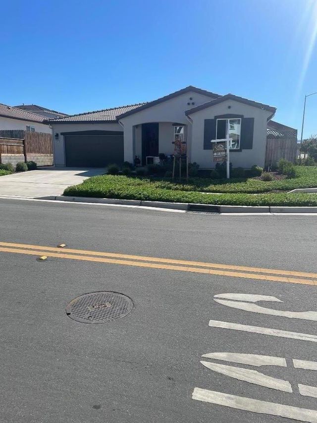 2001 Wildflower Drive, Hollister