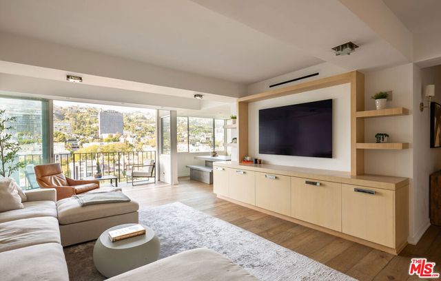818 N Doheny Drive # 1107, West Hollywood