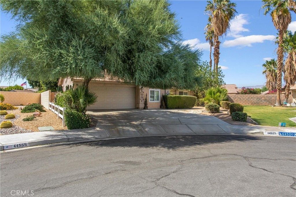 44525 Saffron Court, La Quinta