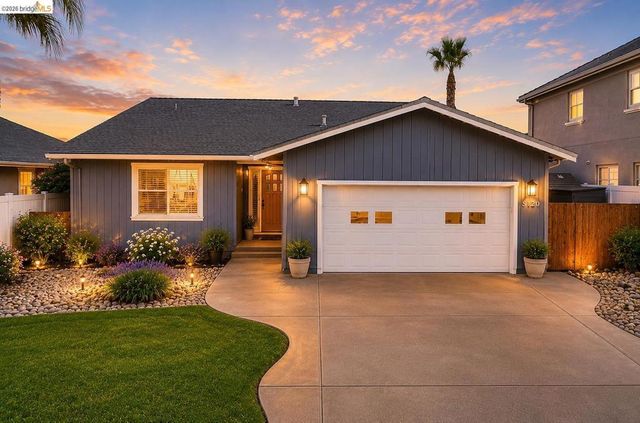 5120 Discovery Pt, Discovery Bay