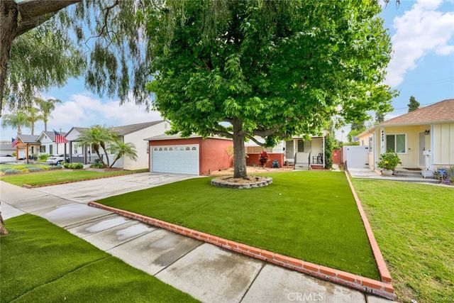 4432 Iroquois, Lakewood