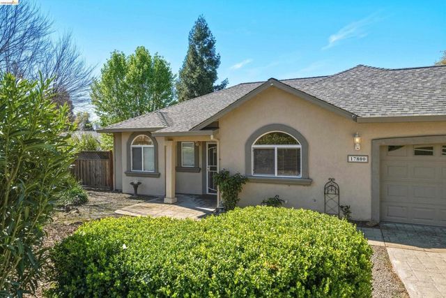 17800 Rolling Oaks Dr., Jamestown
