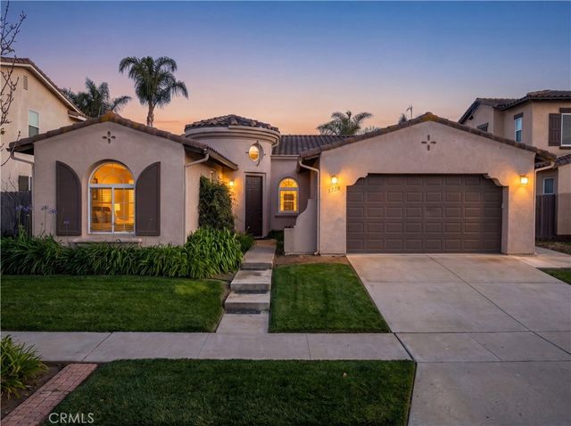 1728 Alcala, Santa Maria
