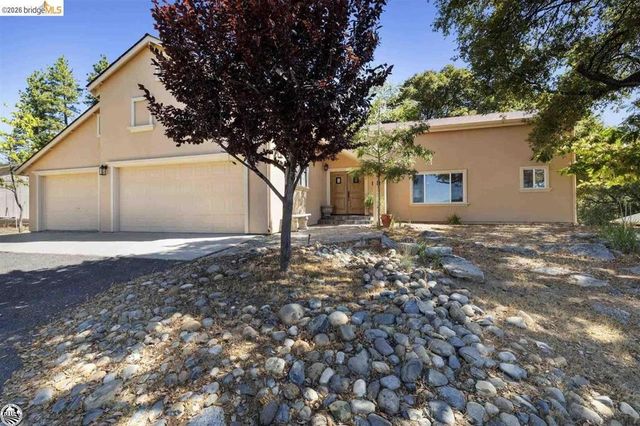 21916 Phoenix Lake, Sonora