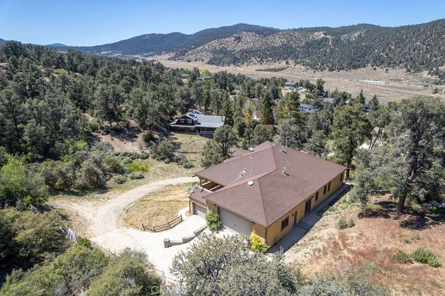 1216 Leisure, Frazier Park