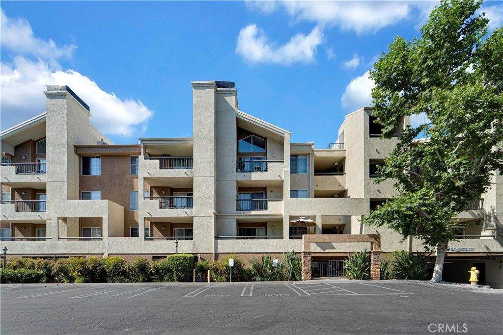 5535 Canoga # 332, Woodland Hills