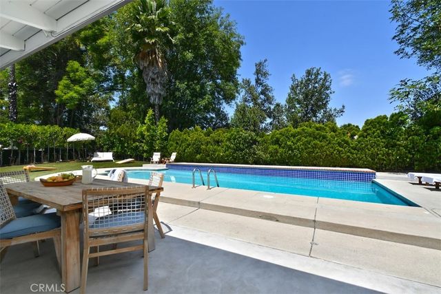 5714 Wilhelmina, Woodland Hills